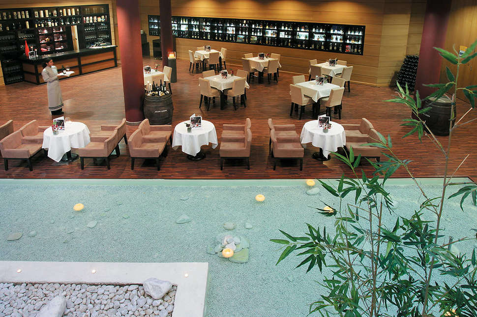 restaurant h10 marina barcelona in barcelona spanje Restaurant van H10 Marina Barcelona in Barcelona, Spanje