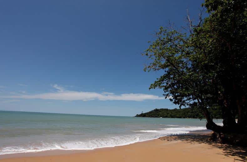 strand khao lak merlin beach resort in khao lak thailand Strand van Khao Lak Merlin Beach Resort in Khao Lak, Thailand