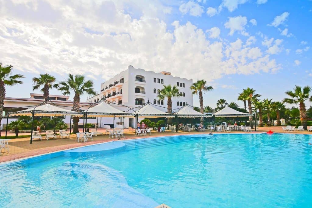 Zwembad van Hotel Baia d'Oro in licata, Sicilië