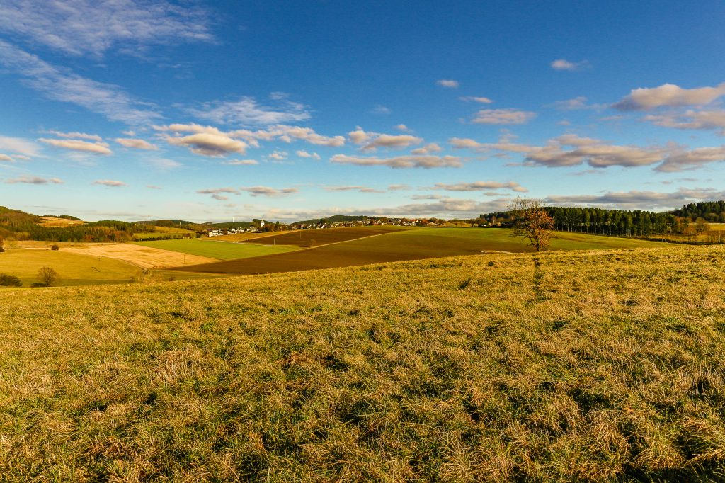 uitzicht sauerland duitsland Uitzicht over het Sauerland in Duitsland