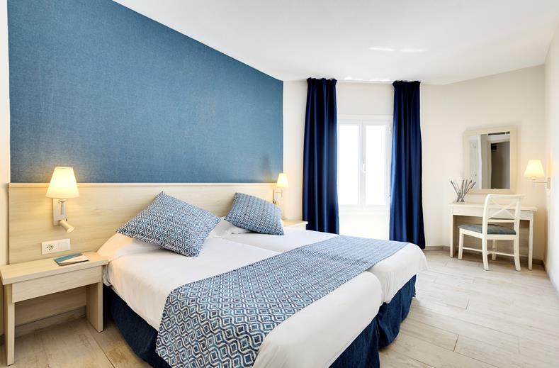 hotelkamer marinda garden in cala n bosch menorca Hotelkamer van Marinda Garden in Cala 'n Bosch, Menorca