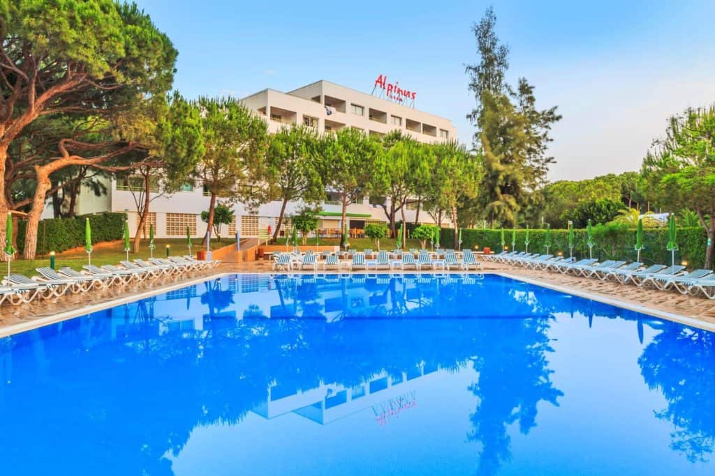 zwembad alpinus hotel algarve in albufeira portugal Zwembad van Alpinus Hotel Algarve in Albufeira, Portugal