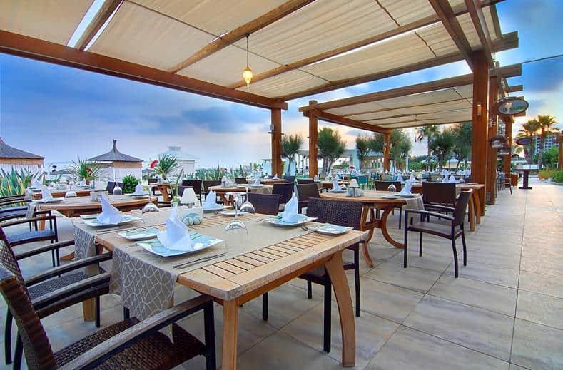 Diner van Baia Lara in Antalya, Turkije