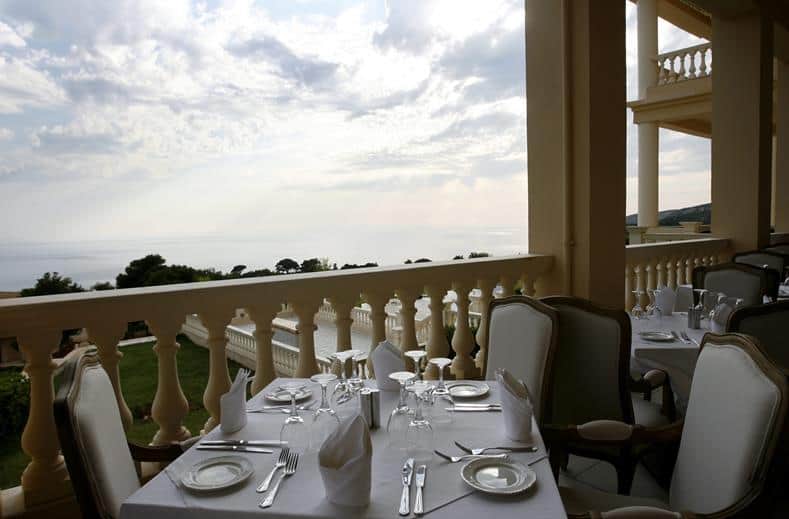 diner mabely grand hotel in kampi zakynthos Diner van Mabely Grand hotel in kampi, Zakynthos