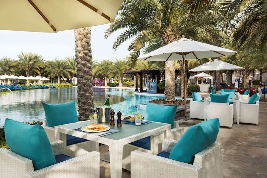 diner rixos the palm in dubai verenigde arabische emiraten Terras van Rixos The Palm in Dubai, Verenigde Arabische Emiraten