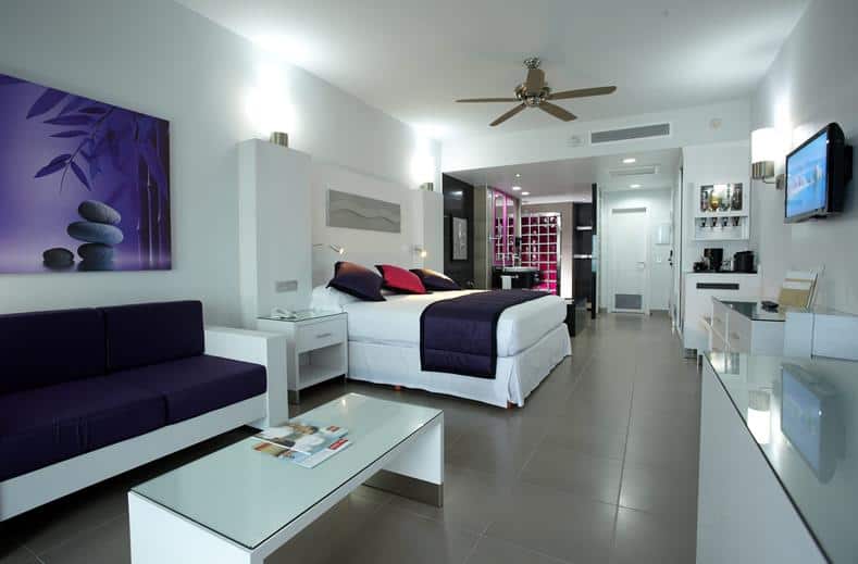 Hotelkamer van RIU Palace Peninsula in Cancun, Mexico