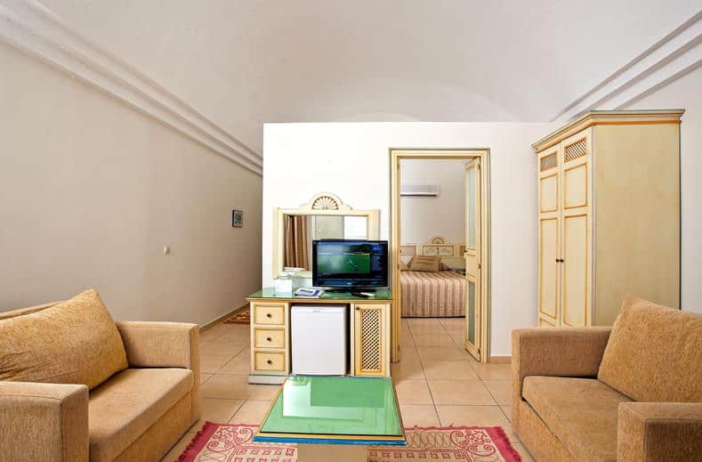Hotelkamer van Salmakis Beach Resort en Spa in Bodrum, Turkije