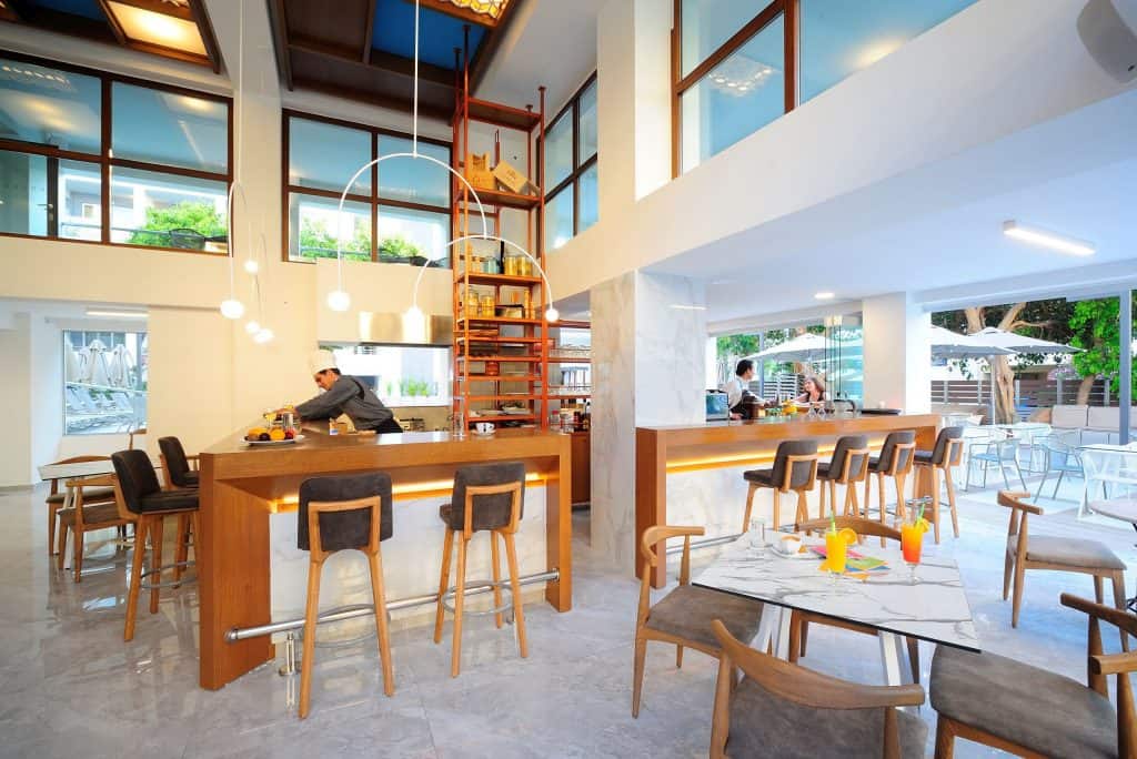 restaurant atrium ambiance hotel in rethymnon kreta Restaurant van Atrium Ambiance Hotel in Rethymnon, Kreta