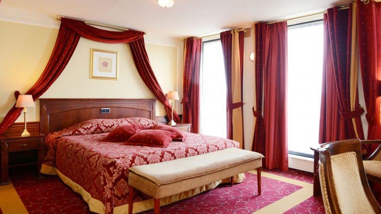 hotelkamer amrath grand hotel de lempereur in maastricht limburg Hotelkamer van Amrâth Grand Hotel de l’Empereur in Maastricht, Limburg