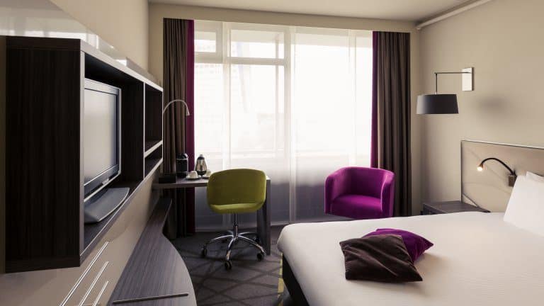 hotelkamer mercure hotel groningen martiniplaza in groningen groningen Hotelkamer van Mercure Hotel Groningen Martiniplaza in Groningen, Groningen