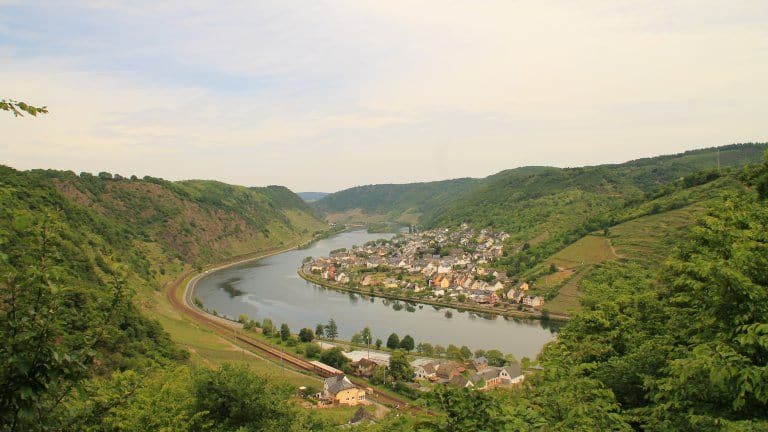 rivier hotel traube lof in lof duitsland Rivier van Hotel Traube Löf in Löf, Duitsland