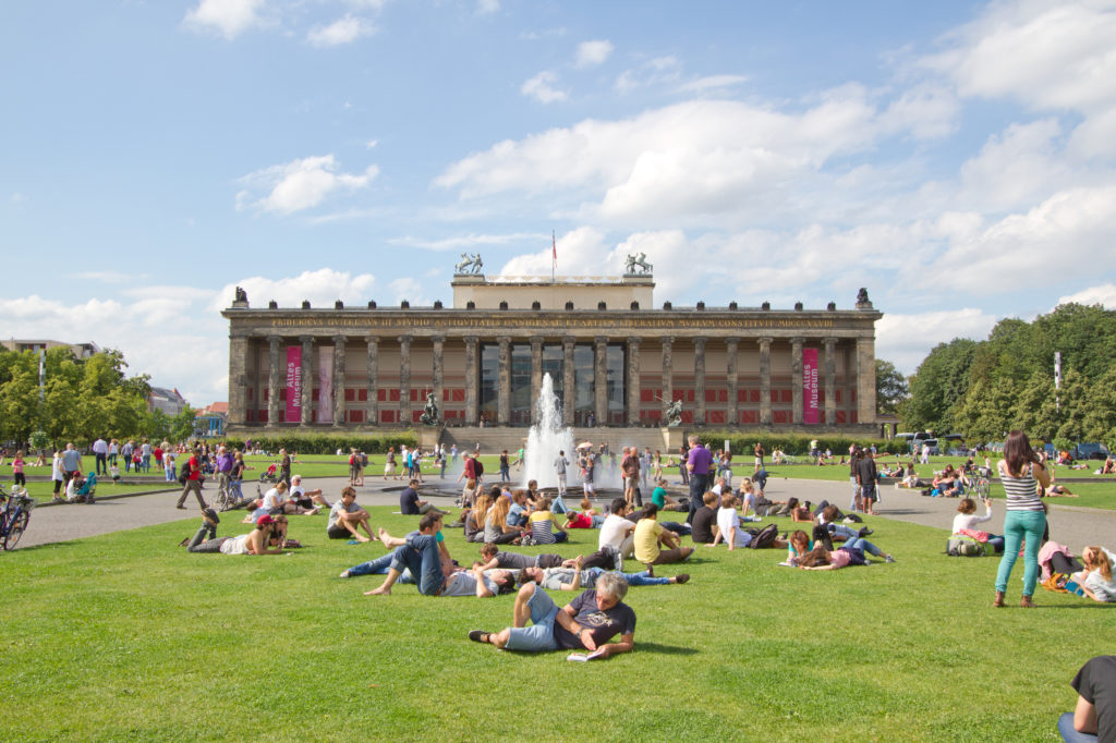 uitzicht altes museum berlijn duitsland Uitzicht op het Altes Museum in Berlijn, Duitsland