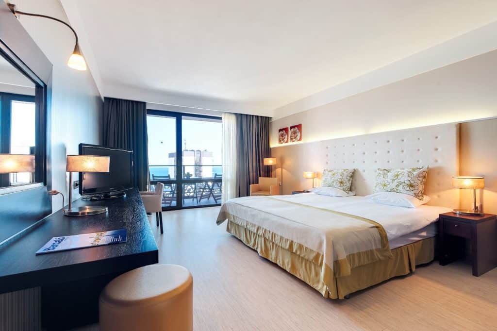 hotelkamer barcelo royal beach in sunny beach burgas bulgarije Hotelkamer van Barcelo Royal Beach in Sunny Beach, Burgas, Bulgarije