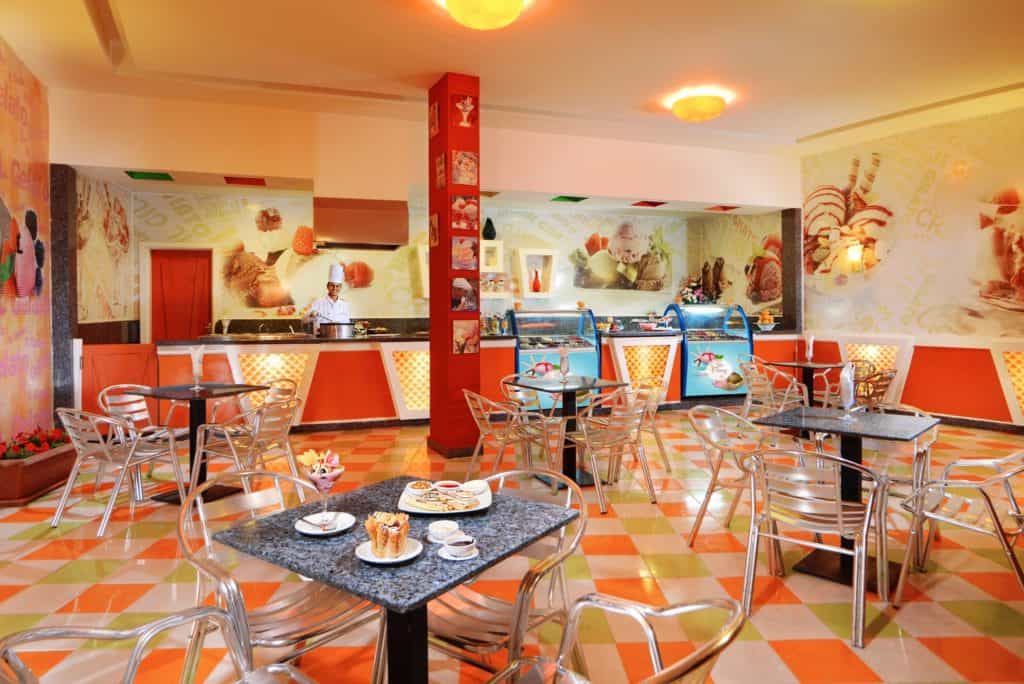 ijsjes jungle aqua park in hurghada rode zee egypte IJsjes van Jungle Aqua Park in Hurghada, Rode Zee, Egypte