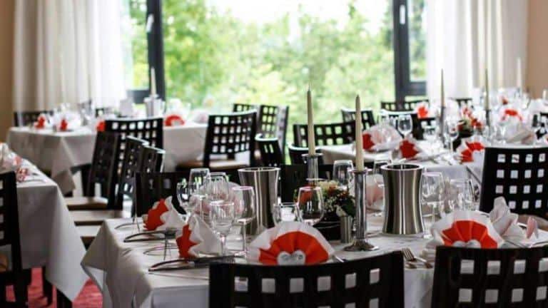 restaurant hotel bismarckhohe in tecklenburg noordrijn westfalen duitsland 1 Restaurant van Hotel Bismarckhöhe in Tecklenburg, Noordrijn-Westfalen, Duitsland