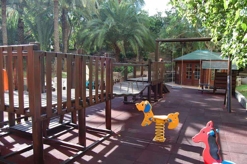 speeltuin ifa buenaventura hotel in playa del ingles gran canaria spanje Speeltuin van IFA Buenaventura Hotel in Playa del Inglés, Gran Canaria, Spanje