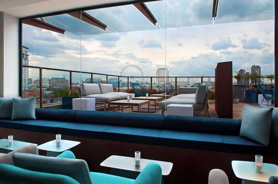 terras h10 london waterloo in londen engeland verenigd koninkrijk Terras van H10 London Waterloo in Londen, Engeland, Verenigd Koninkrijk