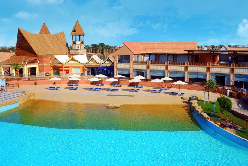 zwembad jungle aqua park in hurghada rode zee egypte Zwembad van Jungle Aqua Park in Hurghada, Rode Zee, Egypte
