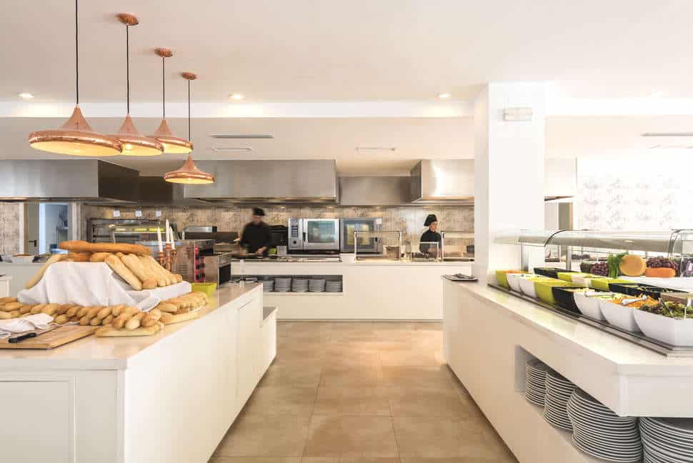 restaurant alcudia garden aparthotel in alcudia mallorca spanje Restaurant van Alcudia Garden Aparthotel in Alcúdia, Mallorca, Spanje