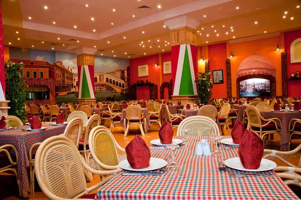 Restaurant van Ali Baba Palace in Hurghada, Rode Zee, Egypte