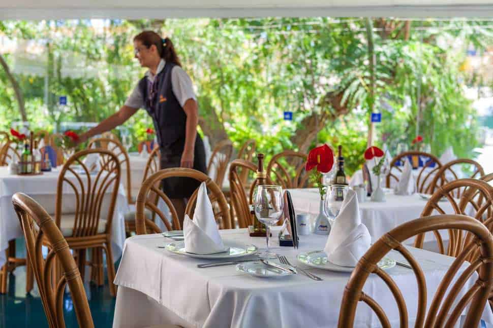 restaurant bungalow parque romantico in playa del ingles gran canaria spanje Restaurant van Bungalow Parque Romantico in Playa del Inglés, Gran Canaria, Spanje