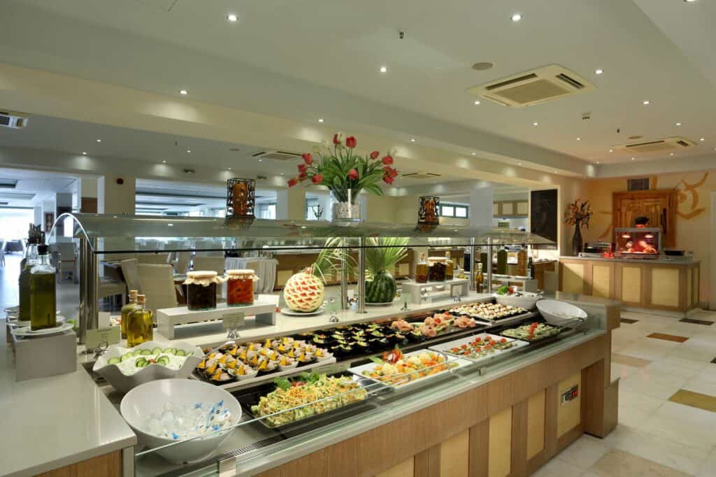 buffetrestaurant star beach village in chersonissos kreta griekenland Buffetrestaurant van Star Beach Village in Chersonissos, Kreta, Griekenland