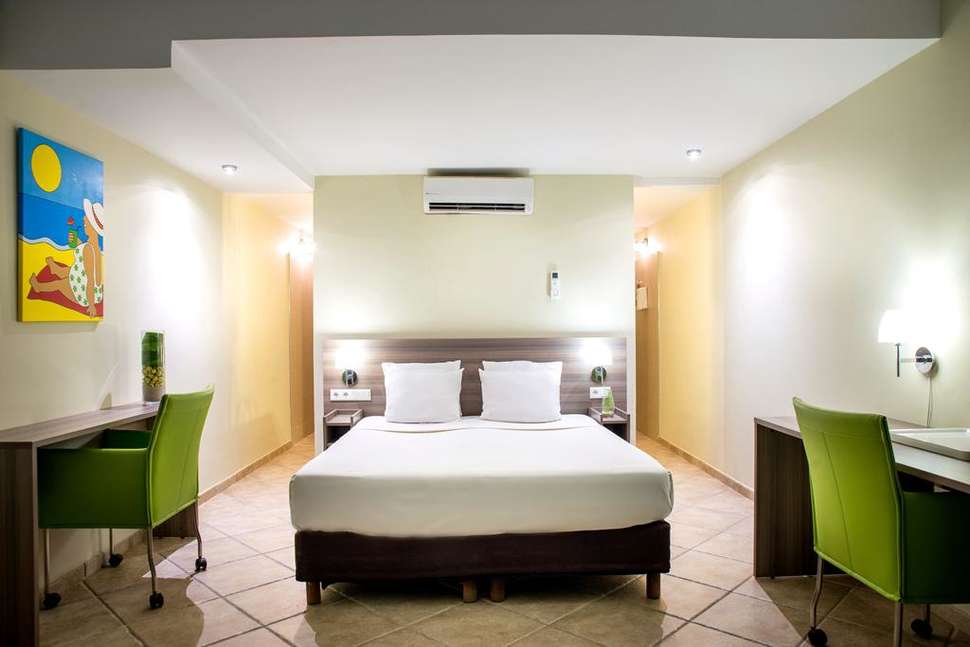 hotelkamer lionsdive beach resort in willemstad curacao curacao Hotelkamer van LionsDive Beach Resort in Willemstad, Curaçao, Curaçao