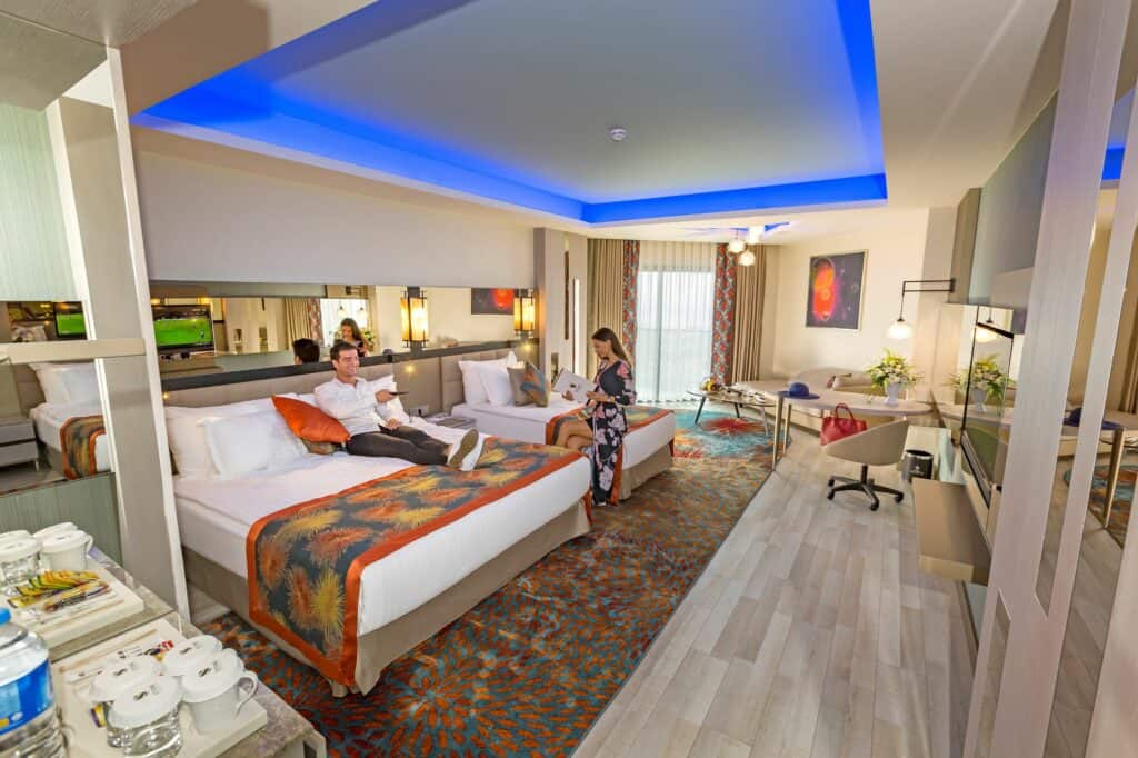 hotelkamer royal seginus in lara beach turkse riviera turkije Hotelkamer van Royal Seginus in Lara Beach, Turkse Rivièra, Turkije