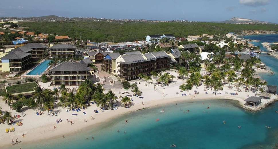 Ligging van LionsDive Beach Resort in Willemstad, Curaçao, Curaçao