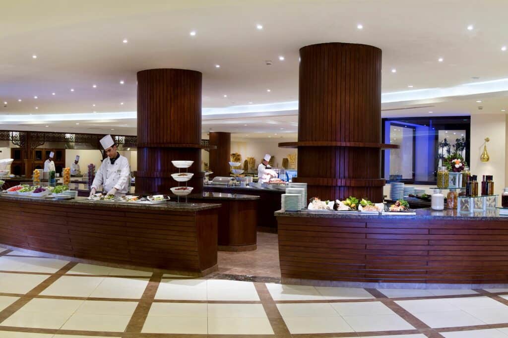 restaurant steigenberger aqua magic in hurghada rode zee egypte Restaurant van Steigenberger Aqua Magic in Hurghada, Rode Zee, Egypte