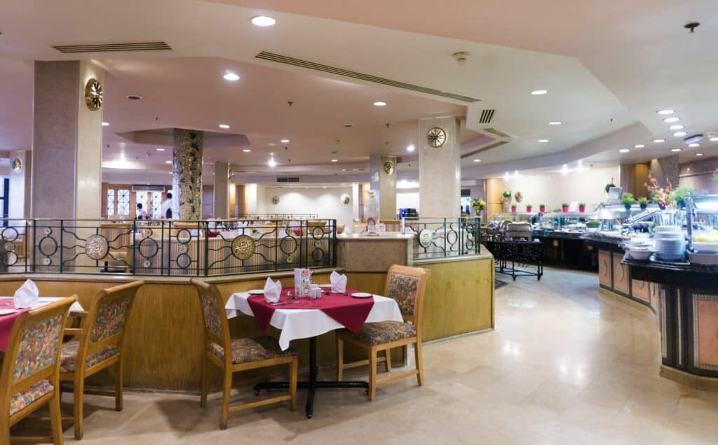 restaurant sunrise holidays resort in hurghada rode zee egypte Restaurant van Sunrise Holidays Resort in Hurghada, Rode Zee, Egypte