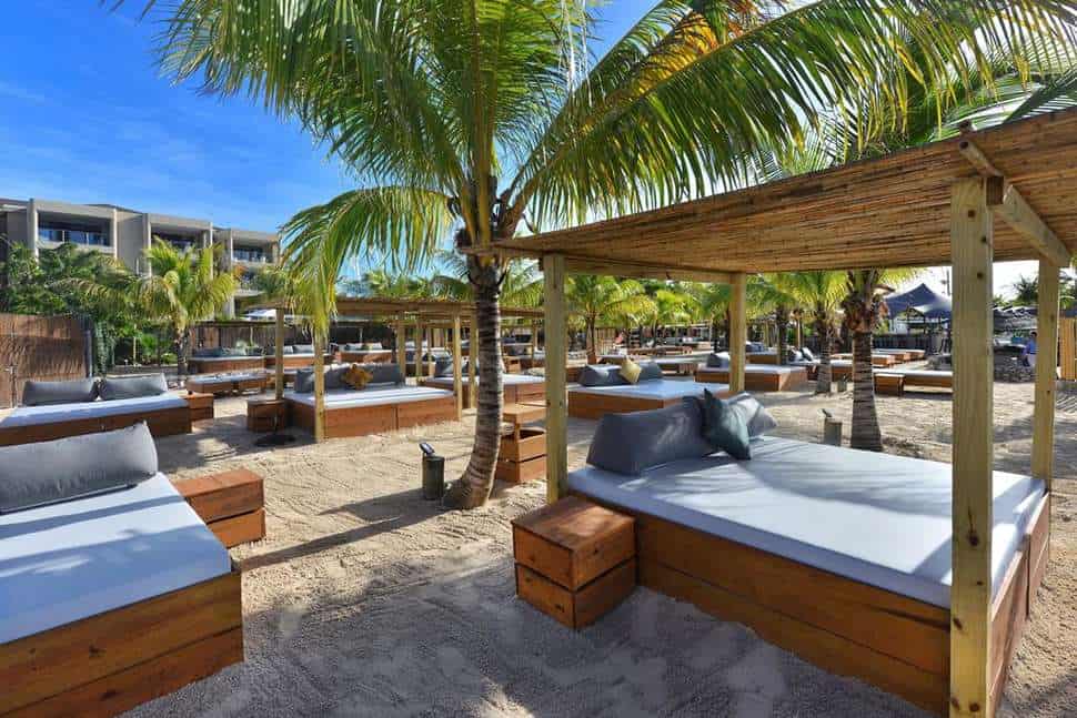 strand van der valk kontiki beach resort in willemstad curacao curacao Strand van Van Der Valk Kontiki Beach Resort in Willemstad, Curaçao, Curaçao