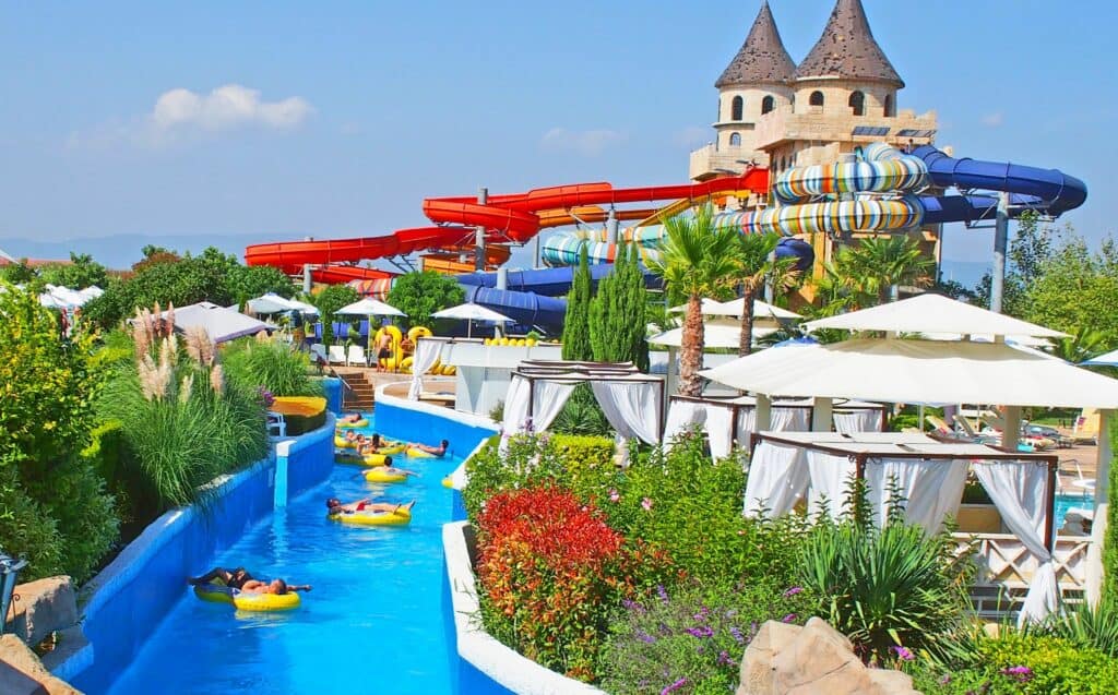 Waterpark van Aqua Paradise Resort & Aqua Park in Nessebar, Burgas, Bulgarije