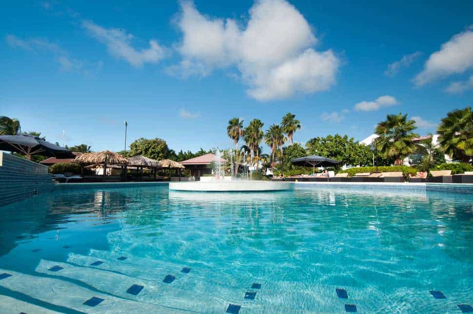 zwembad plaza beach resort bonaire in kralendijk bonaire bonaire Zwembad van Plaza Beach Resort Bonaire in Kralendijk, Bonaire, Bonaire