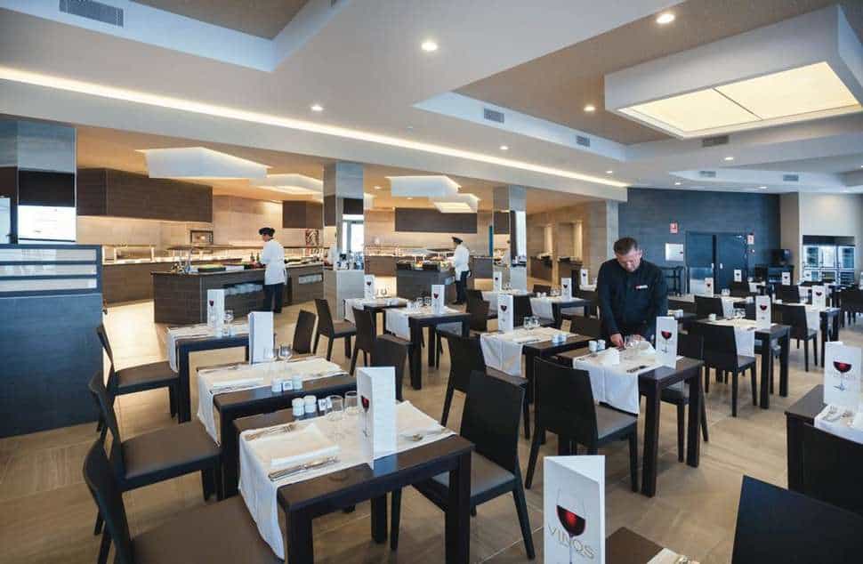 restaurant hotel riu monica in nerja costa del sol spanje Restaurant van Hotel Riu Monica in Nerja, Costa del Sol, Spanje