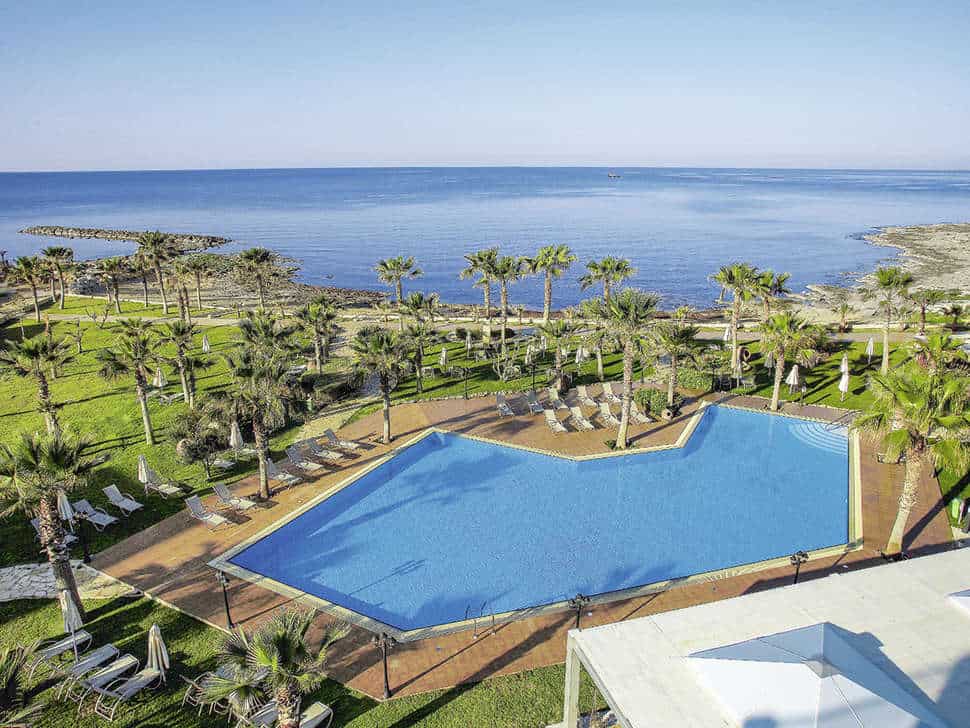 ligging aquamare beach hotel spa in paphos paphos cyprus Ligging van Aquamare Beach Hotel & Spa in Paphos, Paphos, Cyprus