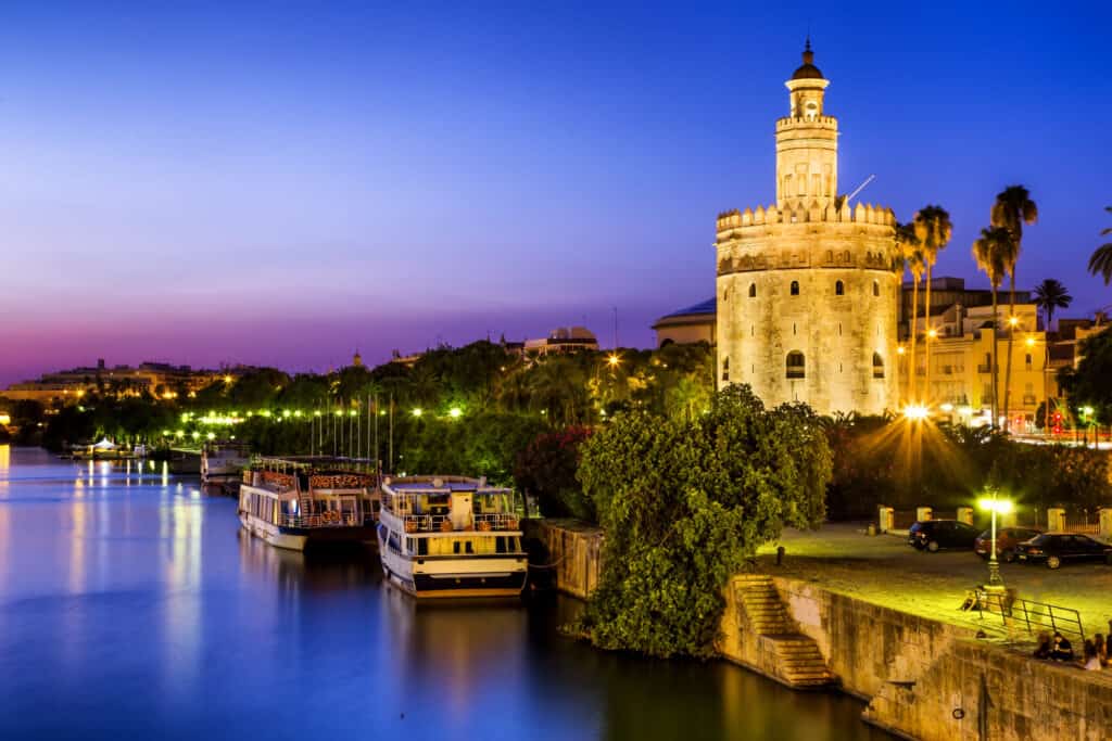torre del oro gouden toren sevilla spanje Torre Del Oro, de gouden toren in Sevilla, Spanje