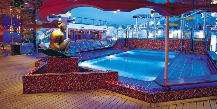 zwembad cruiseschip costa magica Zwembad van Cruiseschip Costa Magica