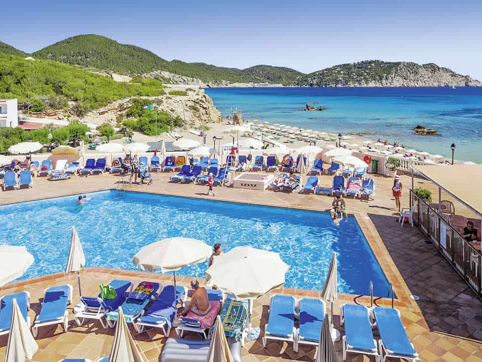 ligging invisa figueral resort in playa de figueral ibiza spanje Ligging van Invisa Figueral Resort in Playa de Figueral, Ibiza, Spanje