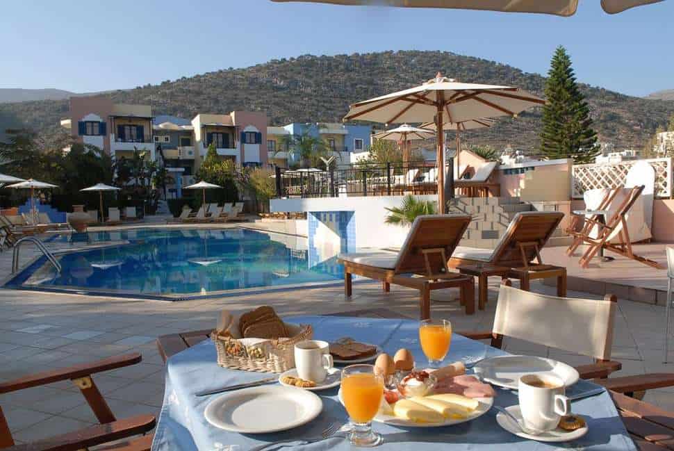 ontbijt arlekin tango in malia kreta griekenland Ontbijt van Arlekin Tango in Malia, Kreta, Griekenland