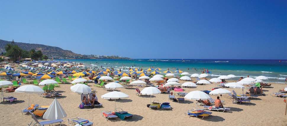strand arlekin tango in malia kreta griekenland Strand bij Arlekin Tango in Malia, Kreta, Griekenland