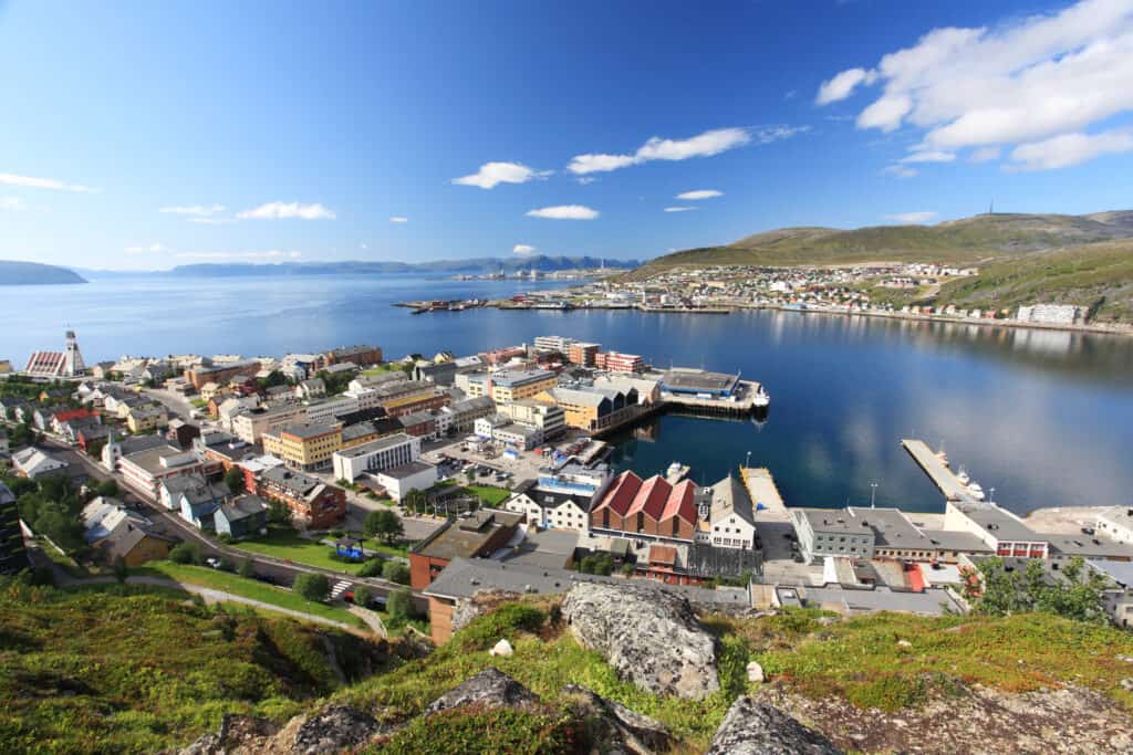 uitzicht hammerfest noorwegen Uitzicht over Hammerfest in Noorwegen