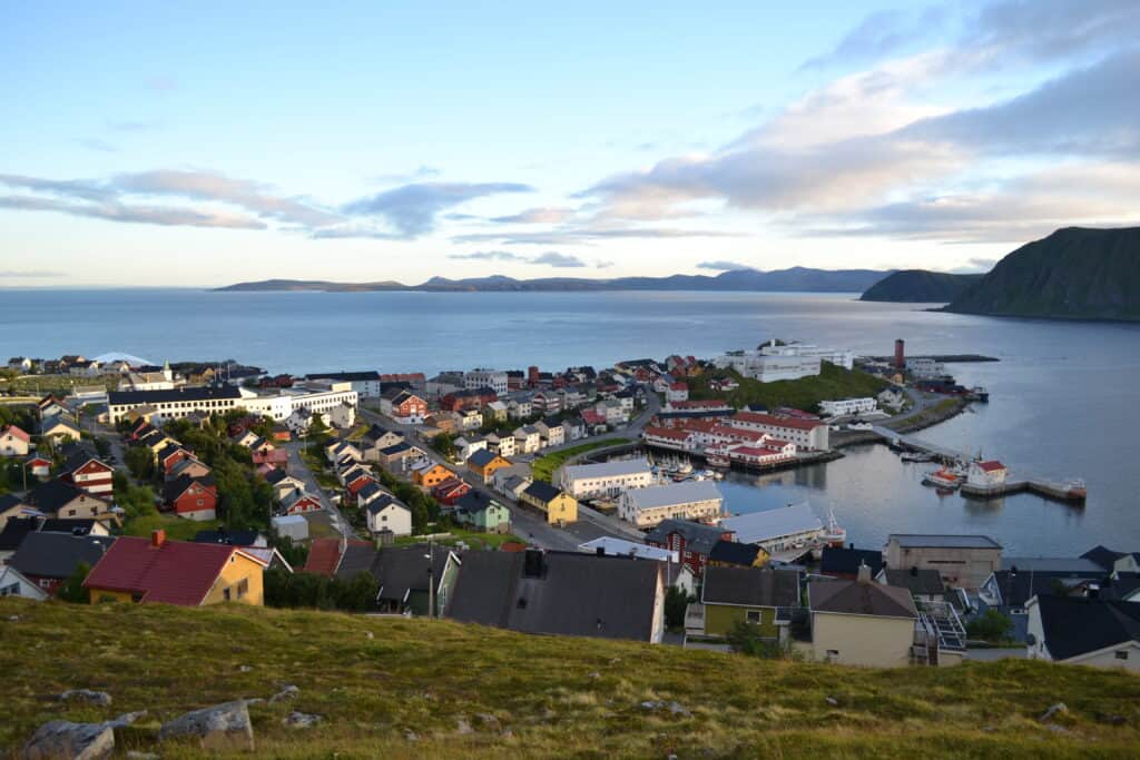 uitzicht honningsvag noorwegen Uitzicht over Honningsvåg in Noorwegen