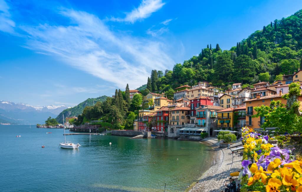 water varenna comomeer Italiaanse meren: Varenna aan het Comomeer
