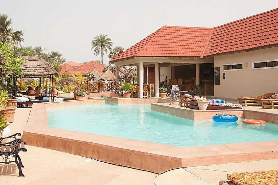 Zwembad van Bamboo Garden in Kololi, Western, Gambia