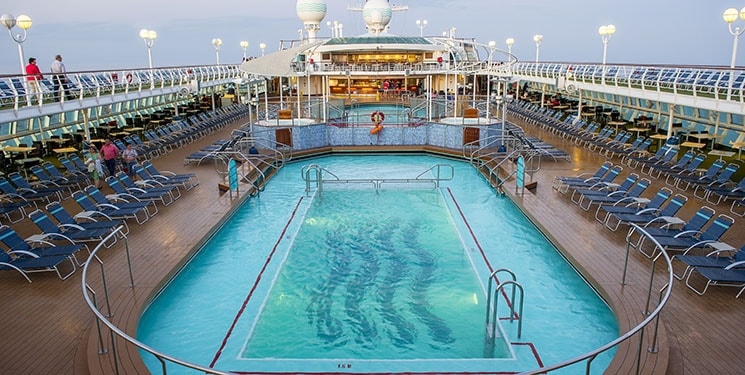 Zwembad van Cruiseschip MS Sovereign