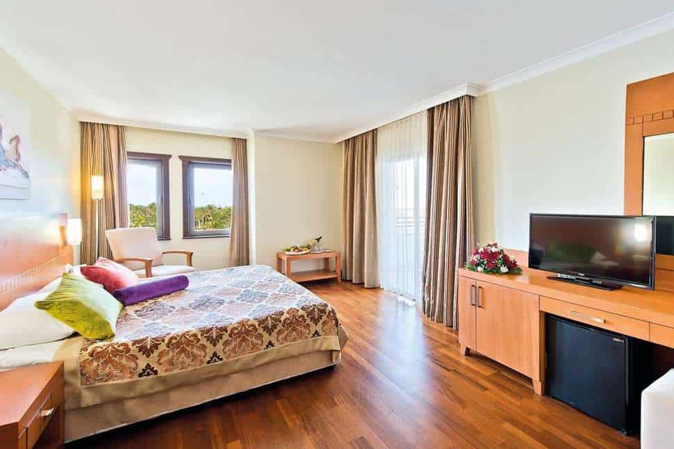 hotelkamer club calimera serra palace in side turkse riviera turkije Hotelkamer van Club Calimera Serra Palace in Side, Turkse Rivièra, Turkije