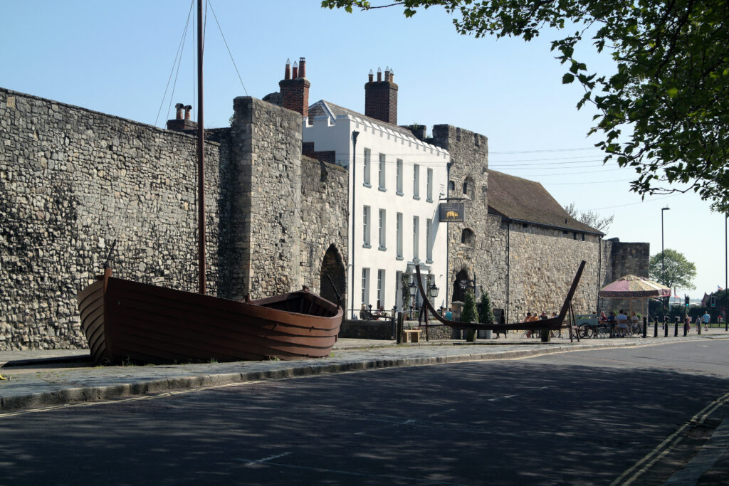 oude stadsmuren southampton engeland Oude stadsmuren in Southampton, Engeland