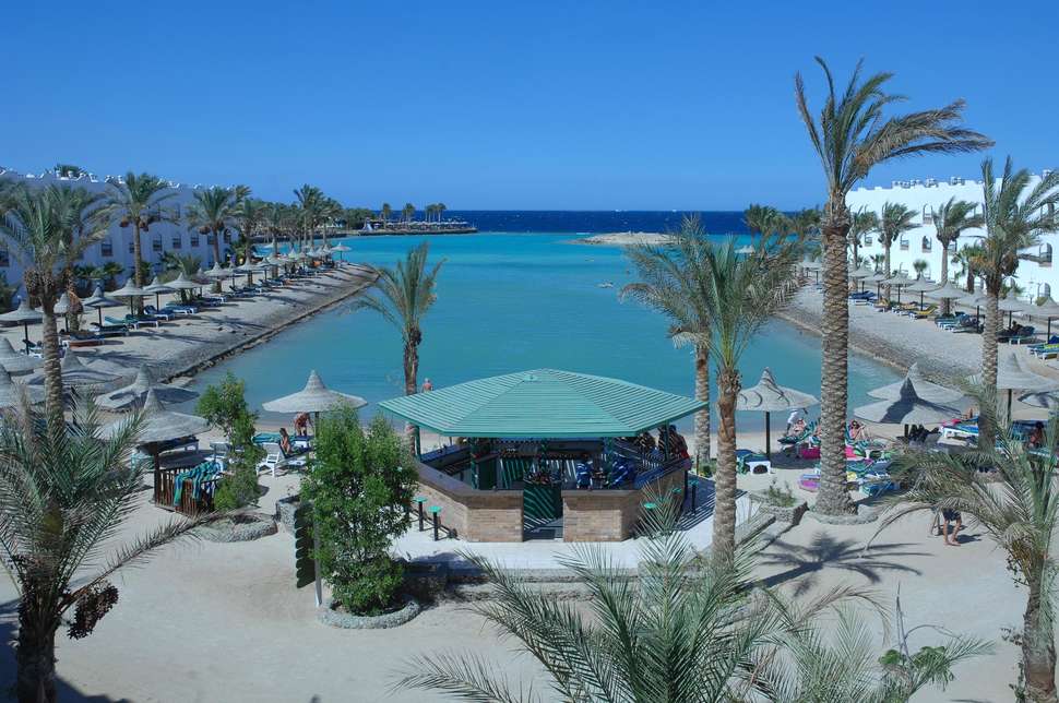 Strand van Arabia Azur Beach Resort in Hurghada, Rode Zee, Egypte