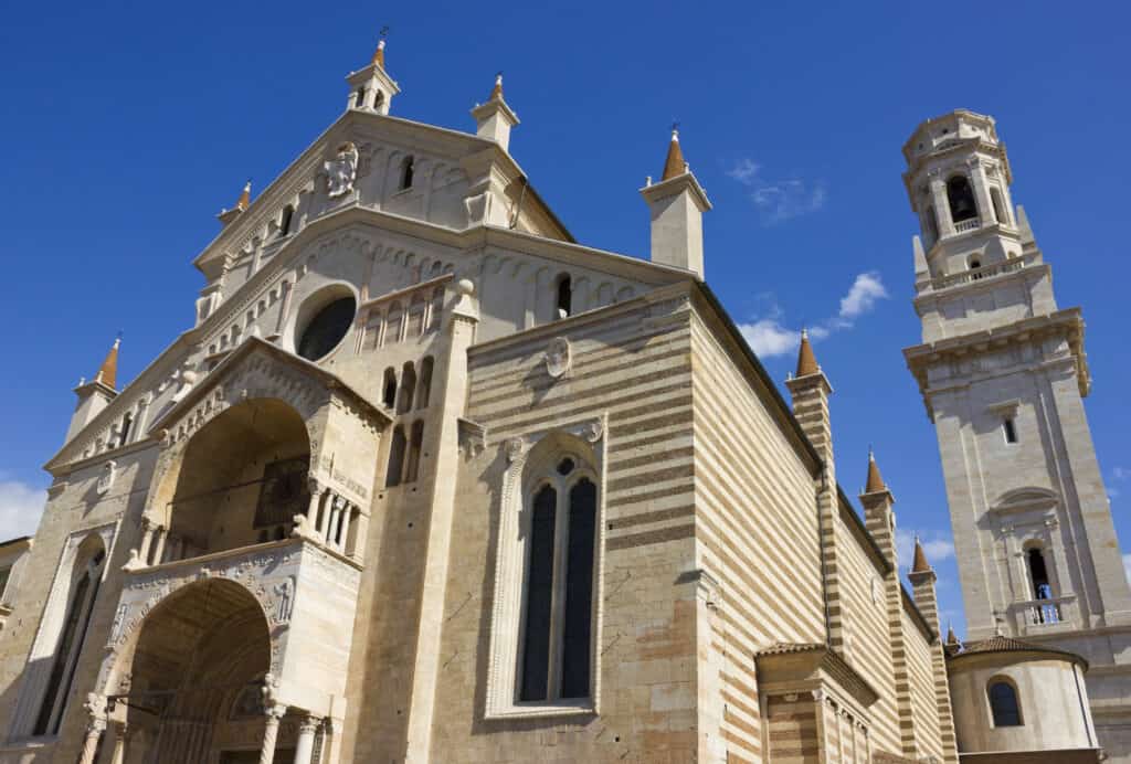 verona kathedraal verona italie Verona Kathedraal in Verona, Italië